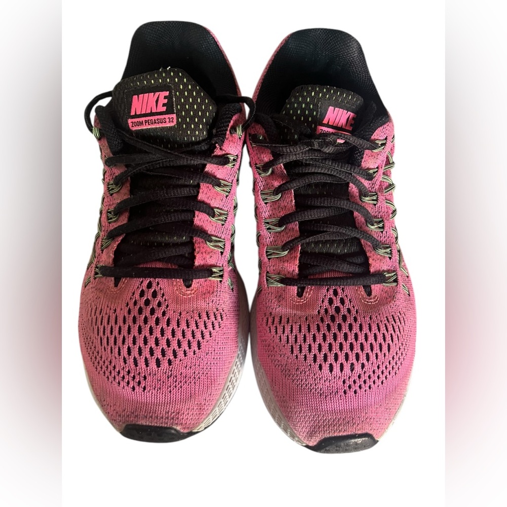 Nike Zoom Pegasus 32 Women's 8.5 Running Athletic Training Gym Performance Pink